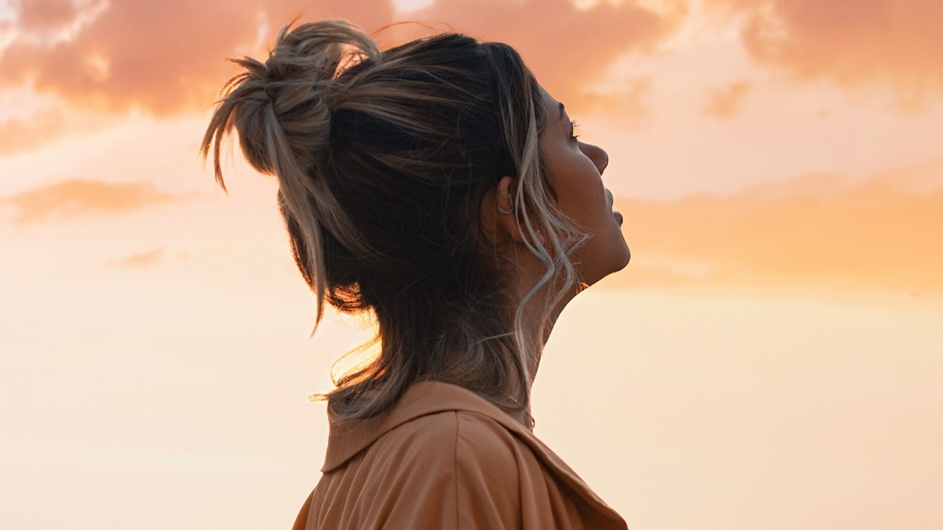 Jak wpływają na nas trudne doświadczenia życiowe?