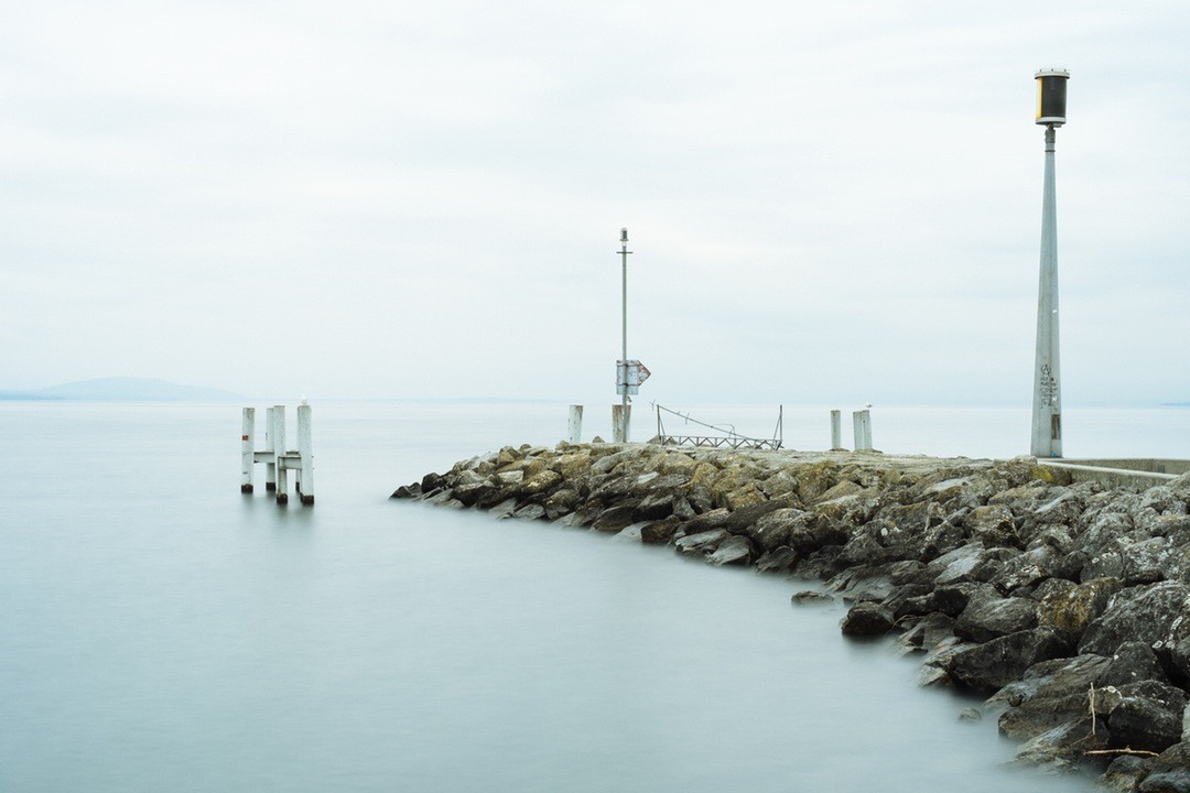 Pogódź się z przeszłością, by nie psuła ci teraźniejszości.