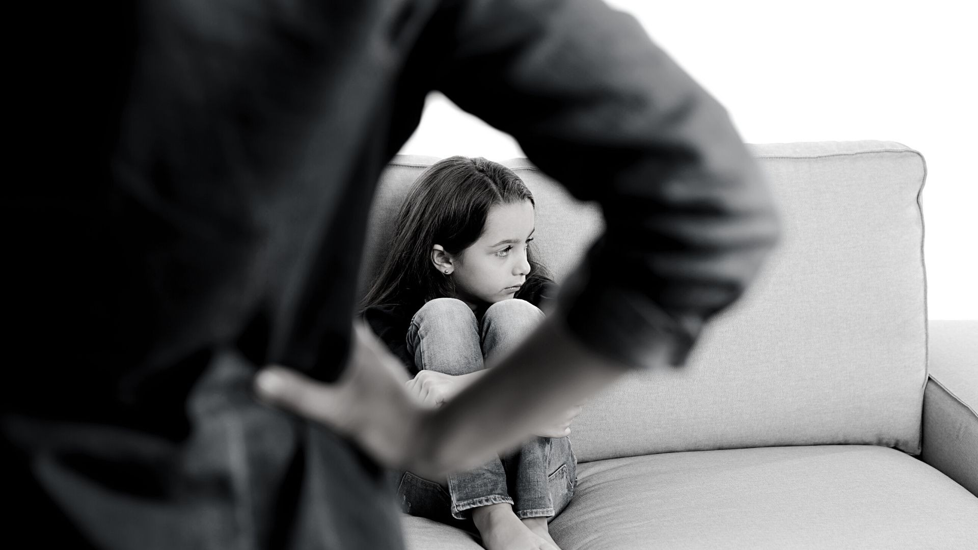 Toksyczna matka- jaka jest – jak sobie z nią radzić?