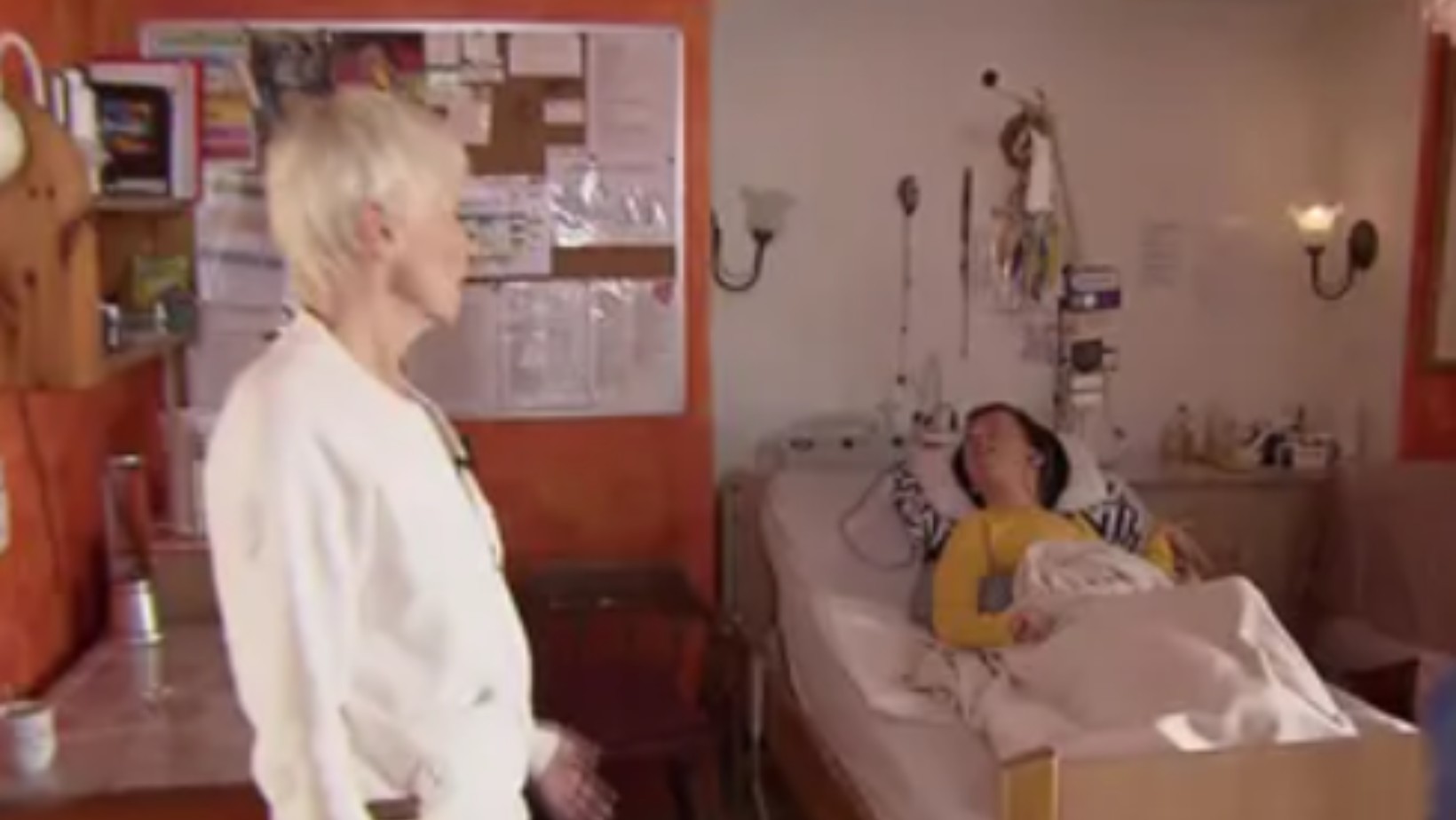 Ewa Błaszczyk po raz pierwszy pokazała córkę! Aleksandra od 25 lat jest śpiączce