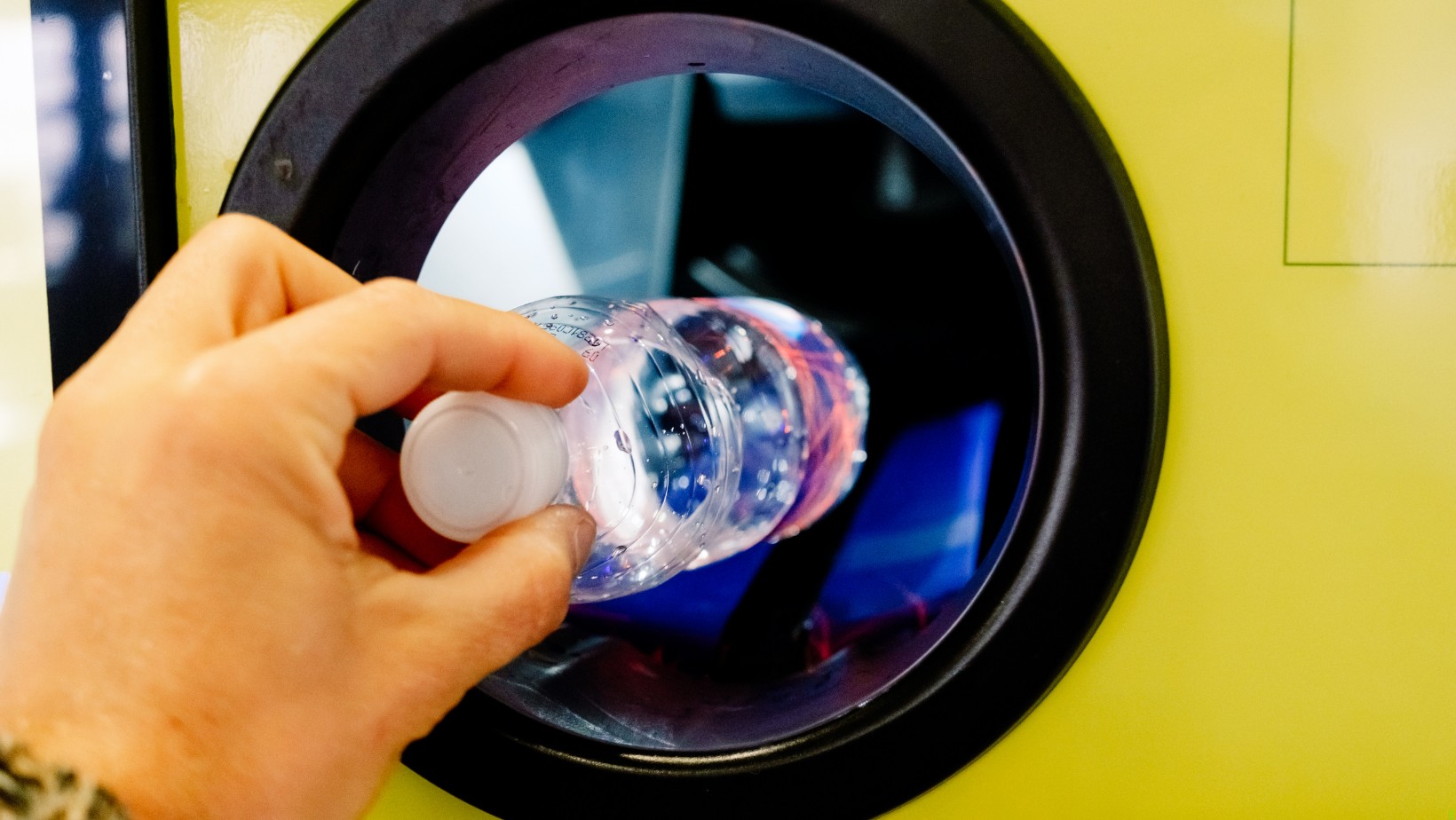 Zdjęcie Biedronka i Lidl doliczą klientom dodatkową opłatę! #1