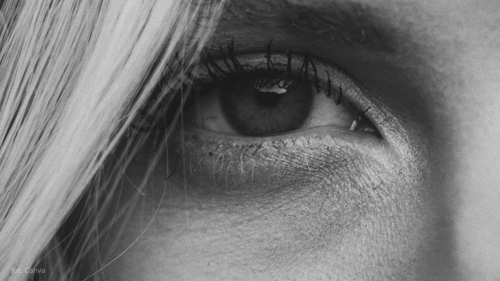 Kobiety o tym kolorze oczu mają największe powodzenie u facetów!