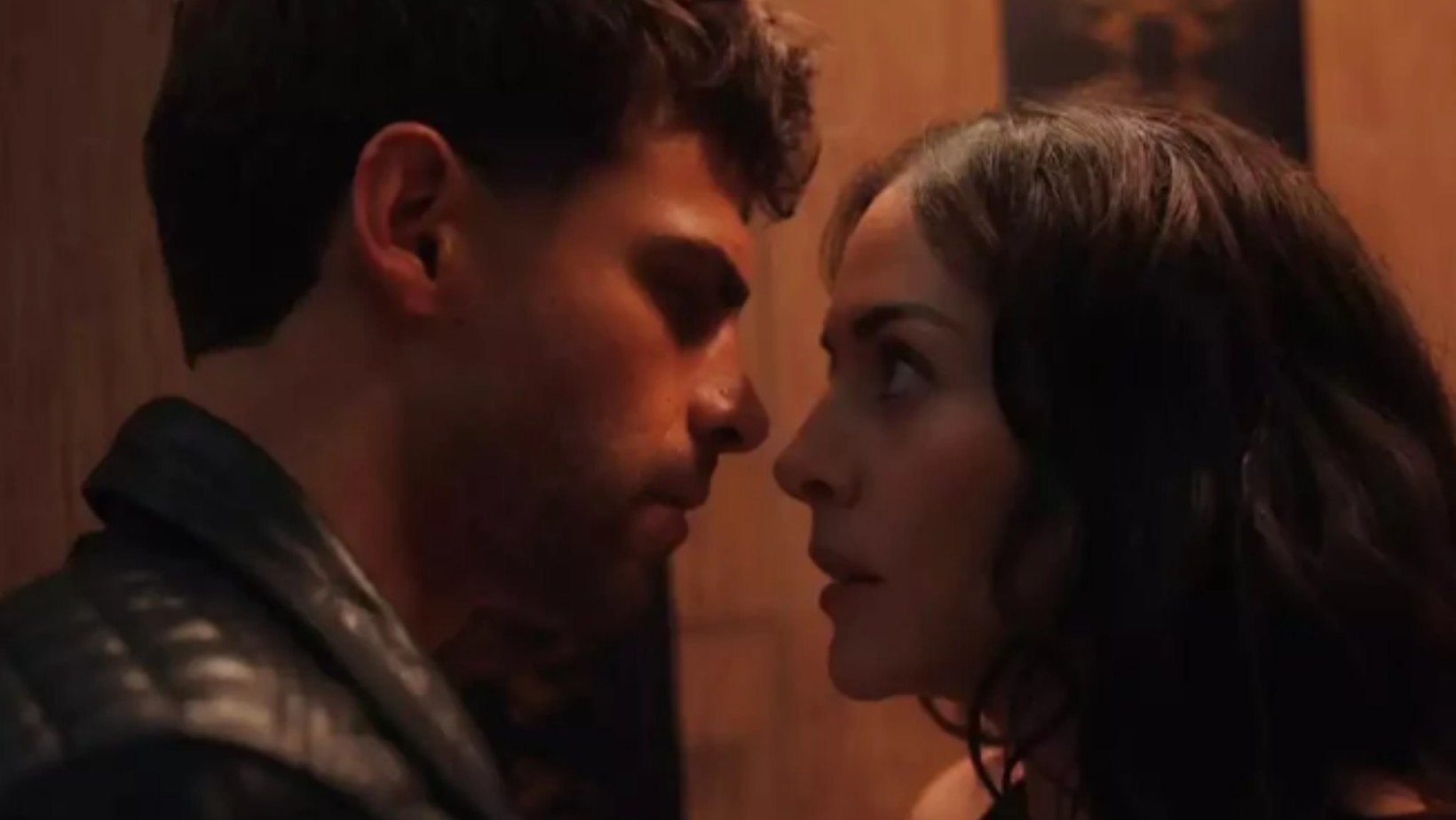 Zdjęcie Polacy zachwyceni nowym erotycznym thrillerem Netfliksa #1