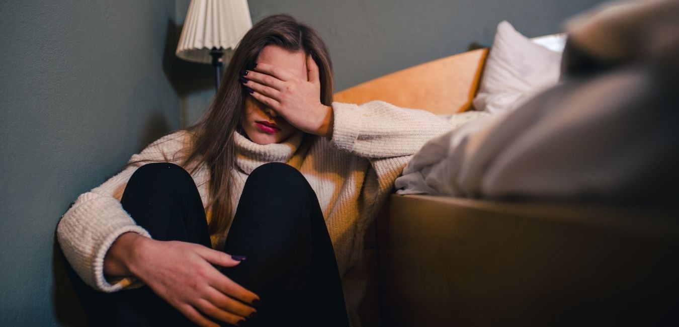 Depresja poporodowa- czym jest i jak się objawia?