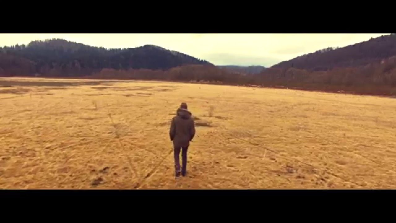 Choć dookoła jest tyle trudnych spraw Choć często nie ma …