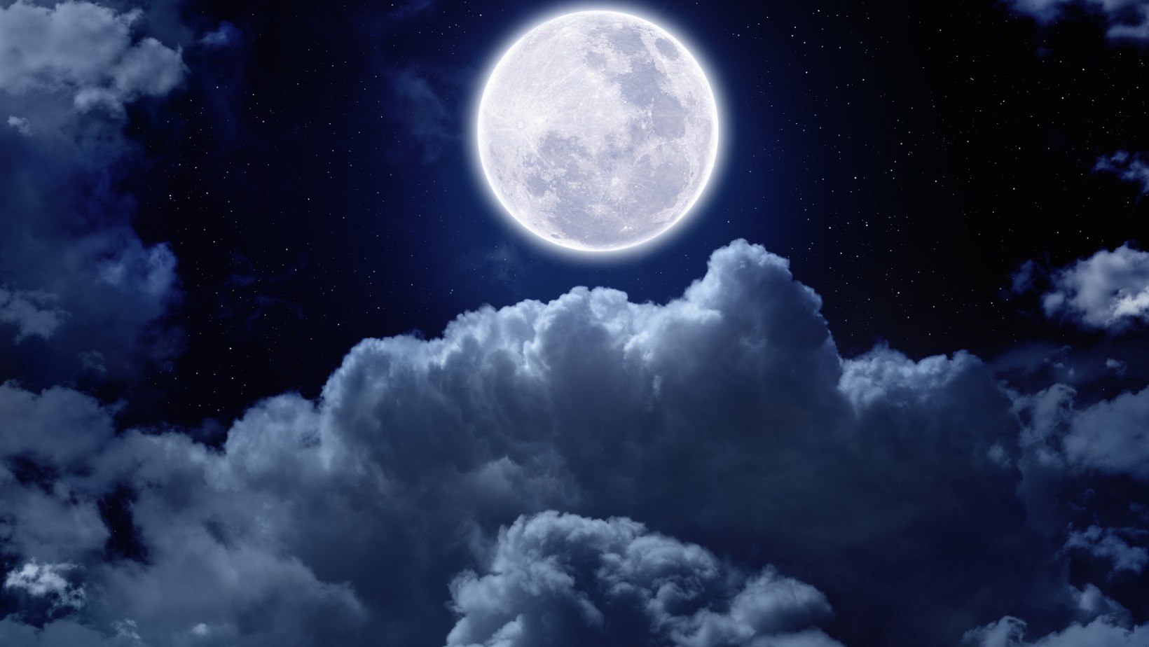 Pełnia Księżyca w sierpniu aż dwa razy! Co to dla ciebie oznacza?