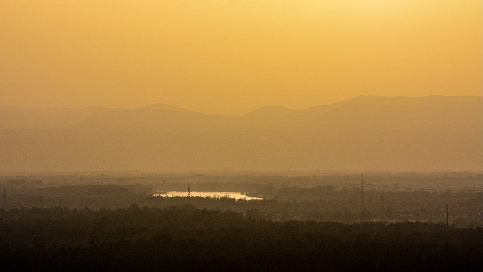 Nad Europę nadciąga pył Saharyjski! „Poważne konsekwencje zdrowotne”