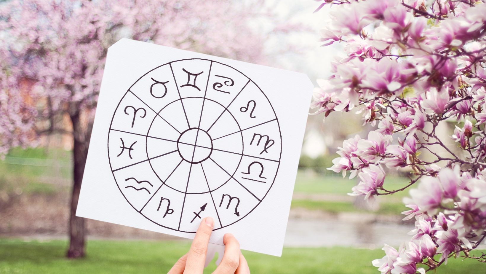 Horoskop na maj 2023 dla wszystkich znaków zodiaku! To czas intensywnych zmian i wrażeń!
