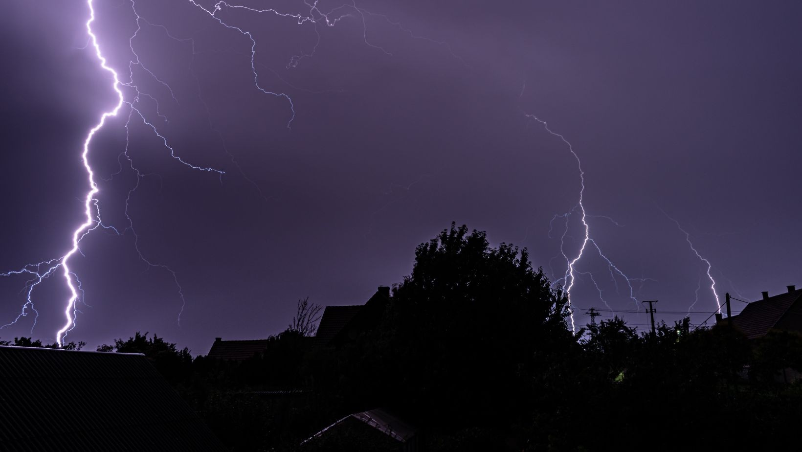 Czeka nas pogodowy rollercoaster! Sierpień nas wszystkich zaskoczy