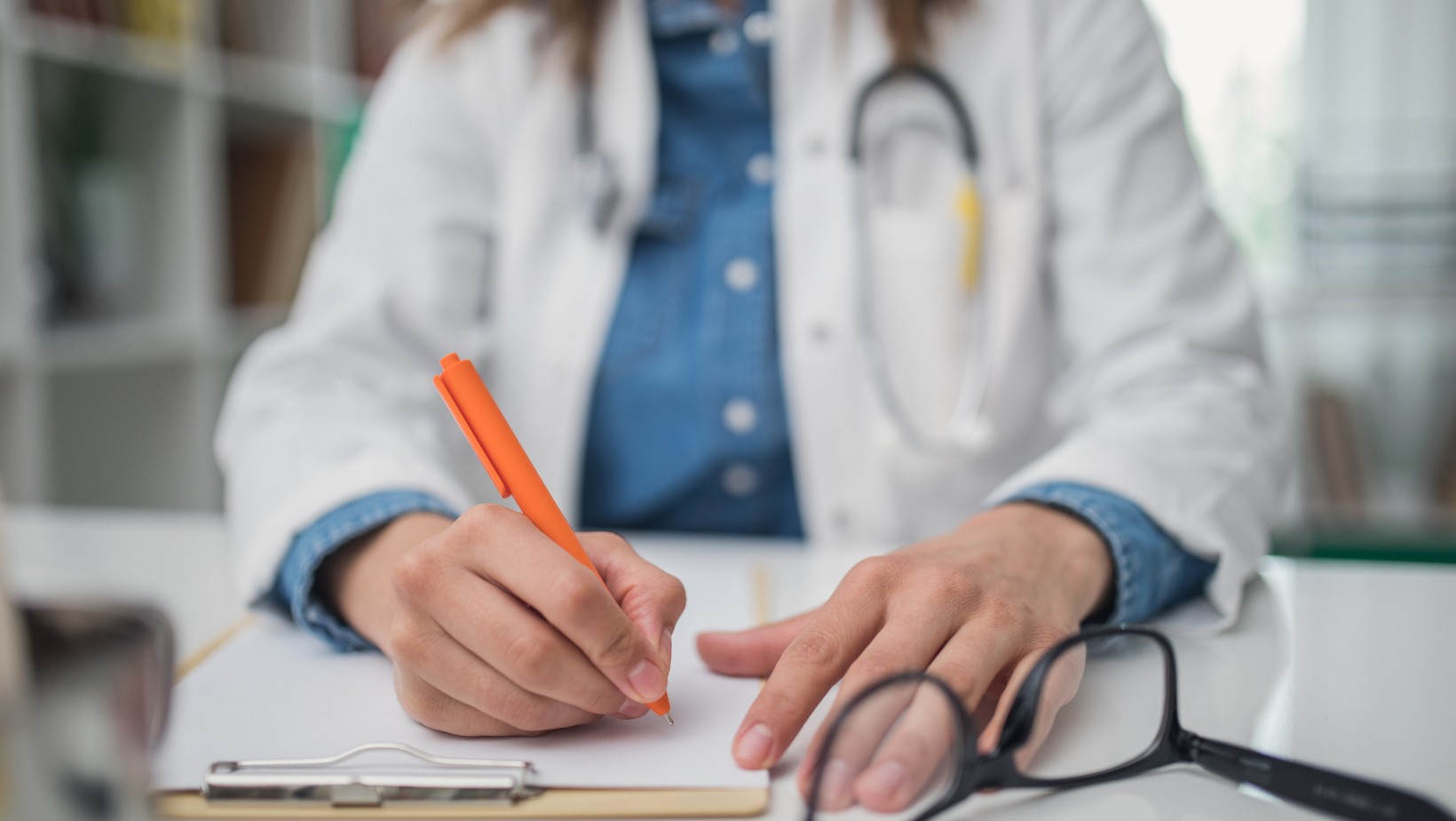 Zmiany w receptach na darmowe leki dla seniorów i dzieci! Kto może wystawić receptę?