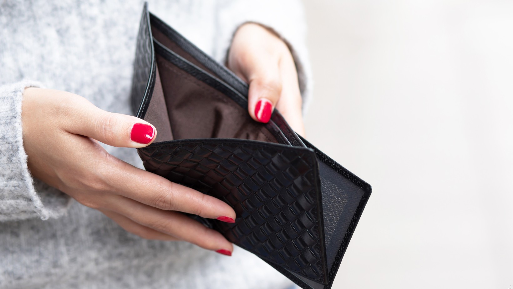 Te przedmioty przyciągają bogactwo! Noś je w portfelu