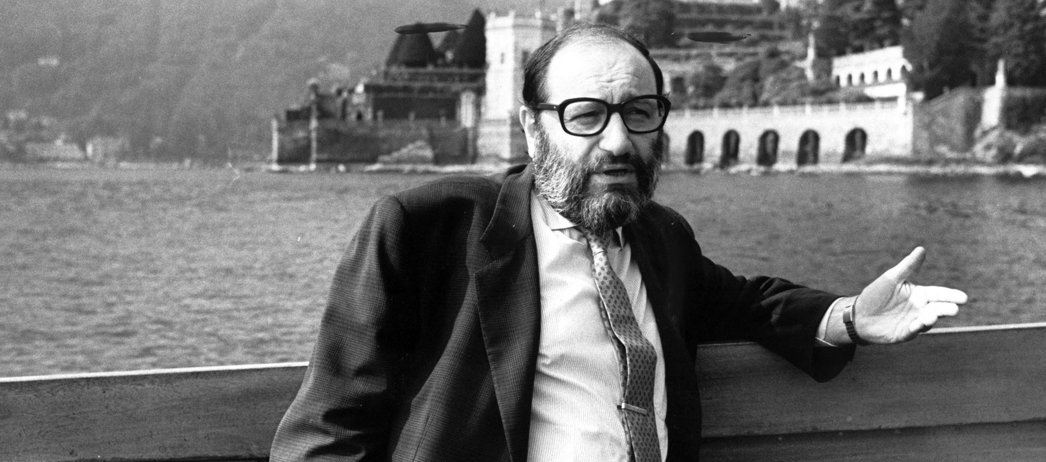 Kto czyta książki, żyje podwójnie.