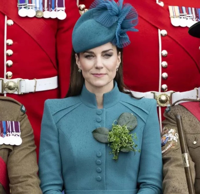 Zdjęcie Księze William zapytany o stan zdrowia Kate. Wymowna odpowiedz #1