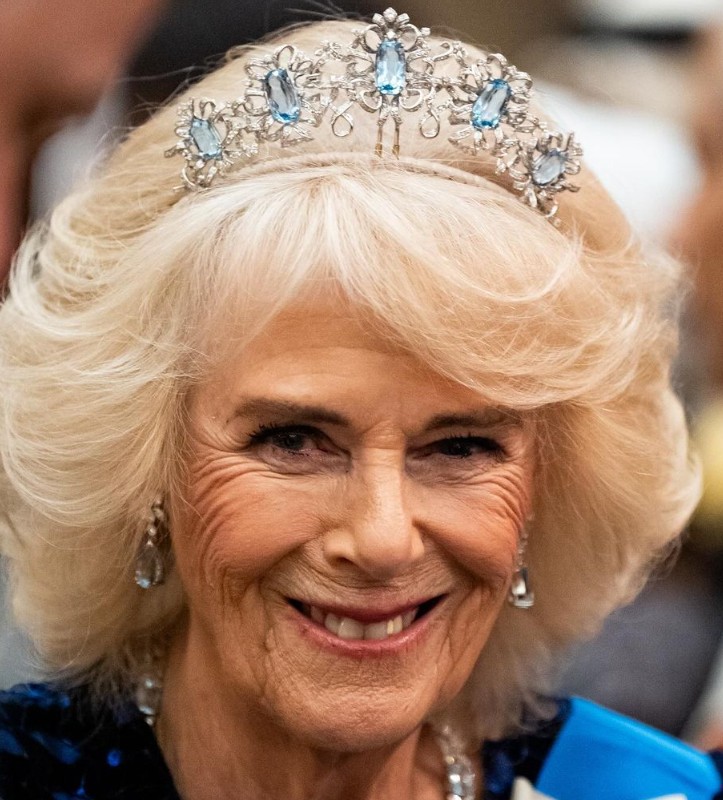 Zdjęcie “Utrzymujące się objawy…” - oficjalne oświadczenie Pałacu Buckingham ws. zdrowia królowej! #1