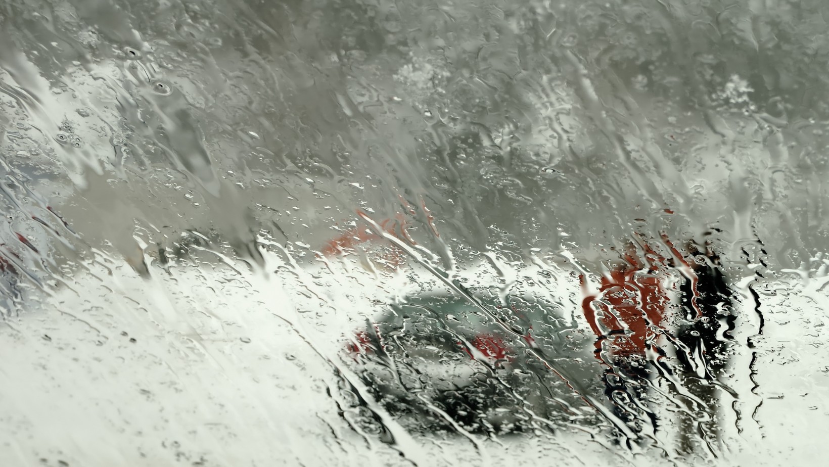 Nad Polskę nadciąga cyklon Biruta! Jakie zmiany przyniesie w pogodzie?