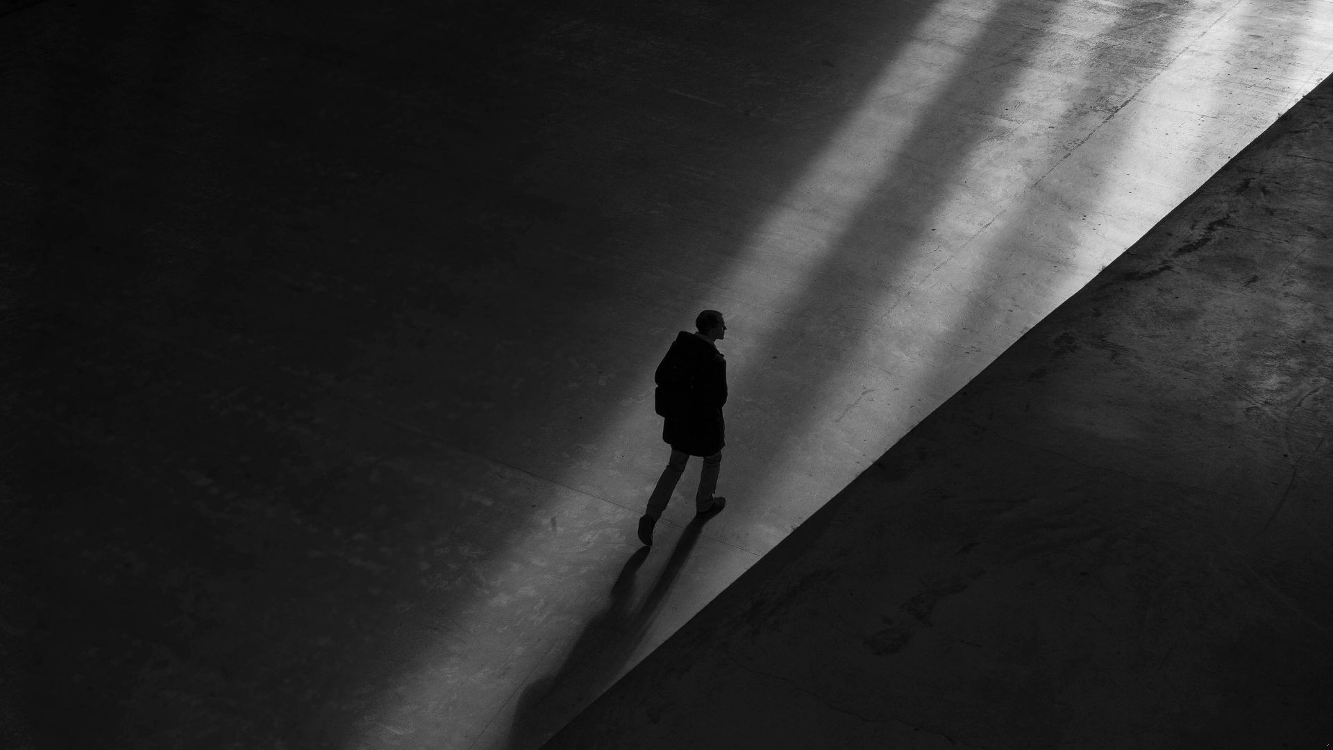 Czy można odbudować zaufanie w związku? Poznaj trzy kroki do tego, jak odbudować zaufanie.