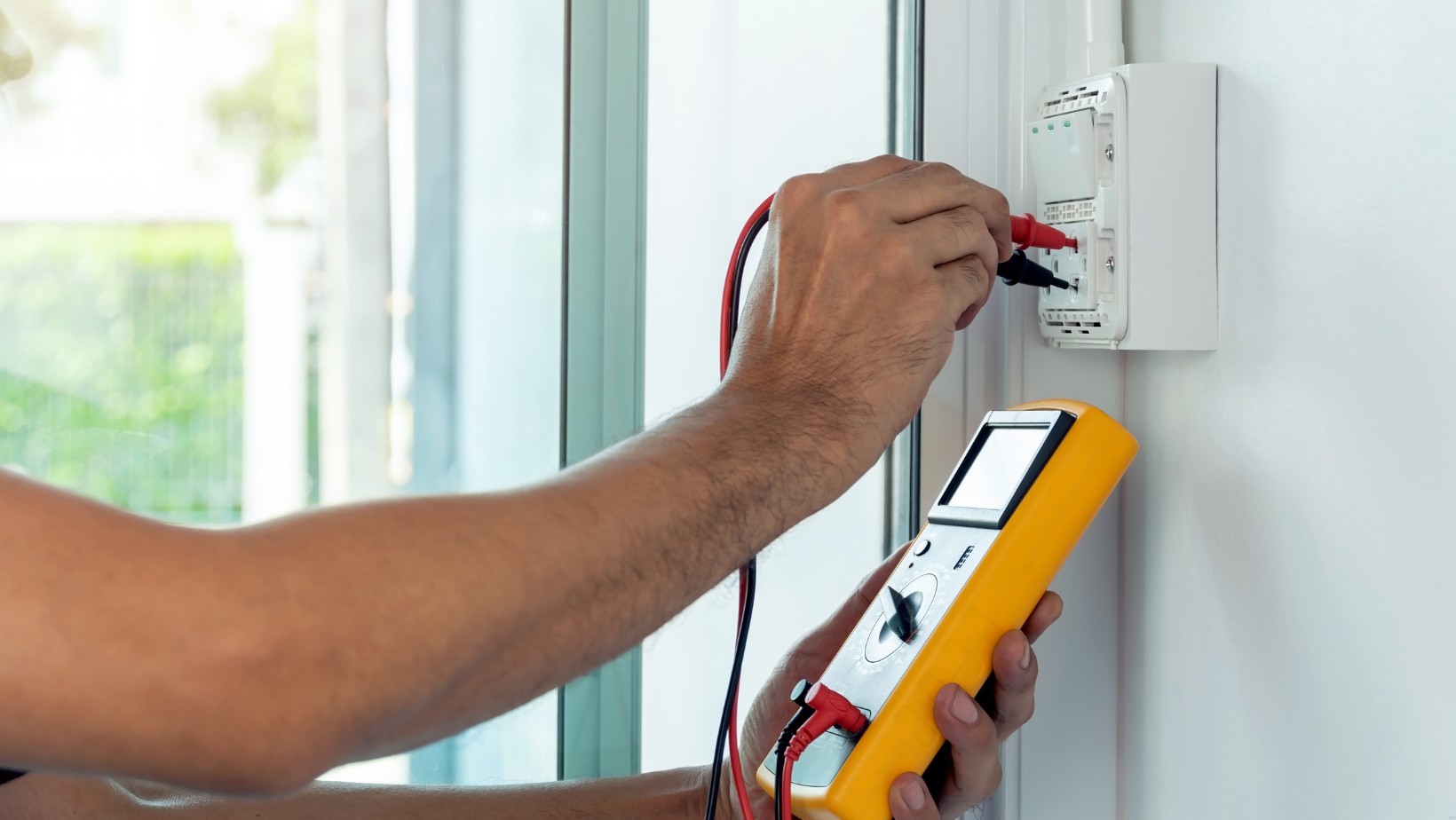 Zdjęcie Nawet 1200 zł dopłaty do rachunków za prąd! Kto może liczyć na wsparcie? #1