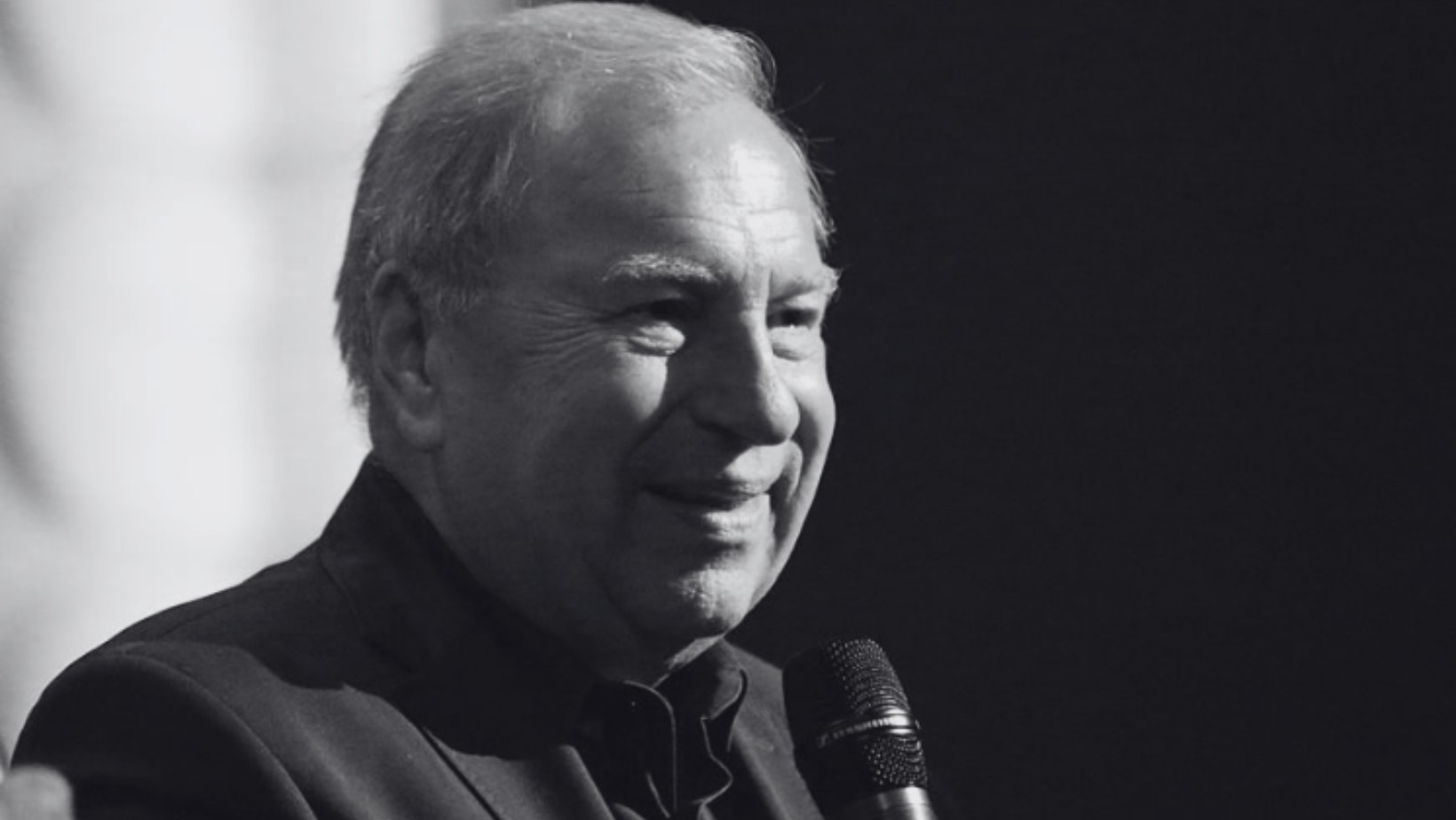 Tak wyglądały ostatnie dni życia Jerzego Stuhra – “Marzył żeby umrzeć na scenie”