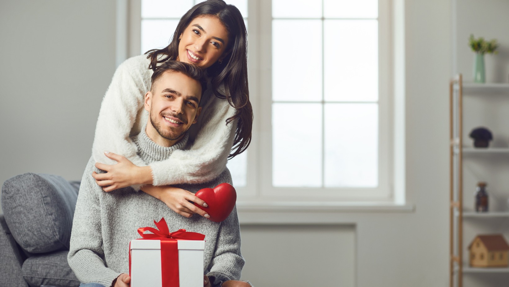 Zdjęcie Jeśli partner kupuje te prezenty w Walentynki, to cię zdradza! #1