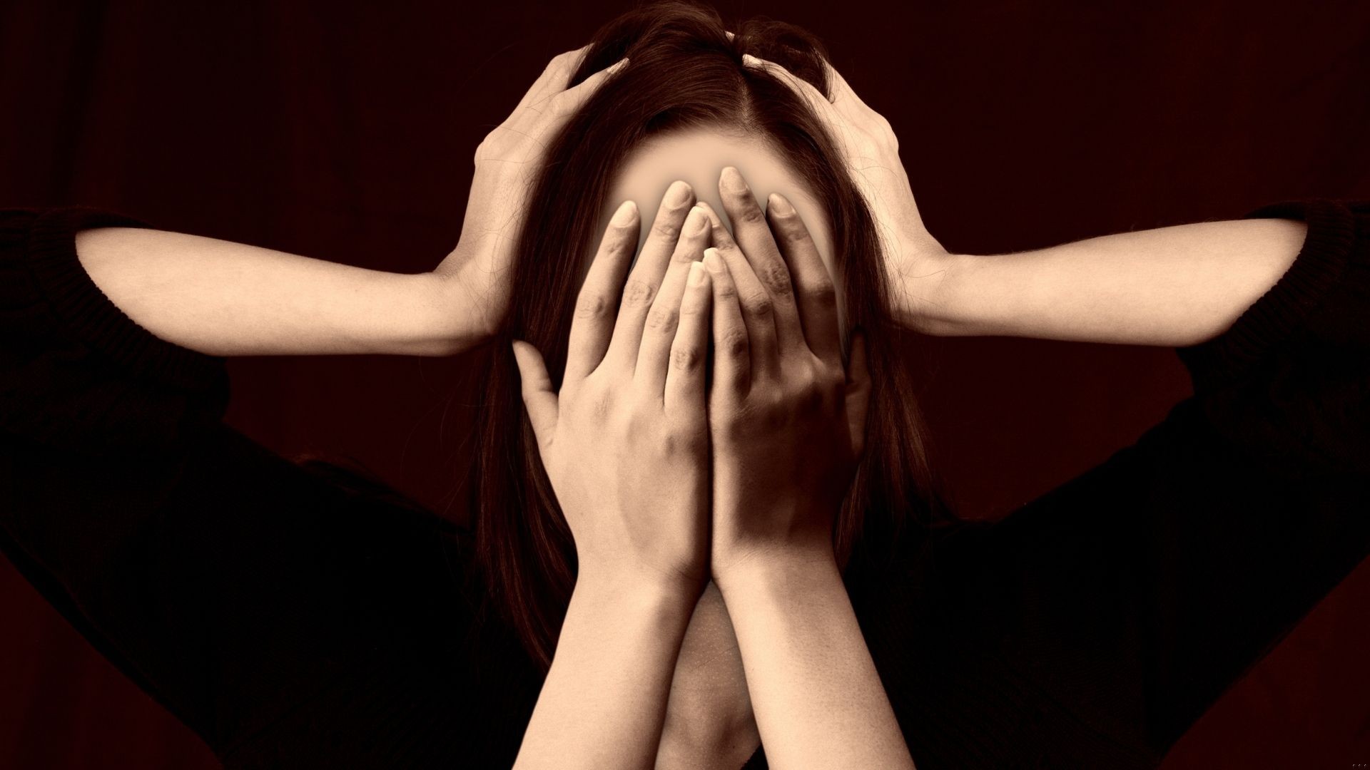 Natrętne myśli- czym są, skąd się biorą i jak z nimi walczyć?