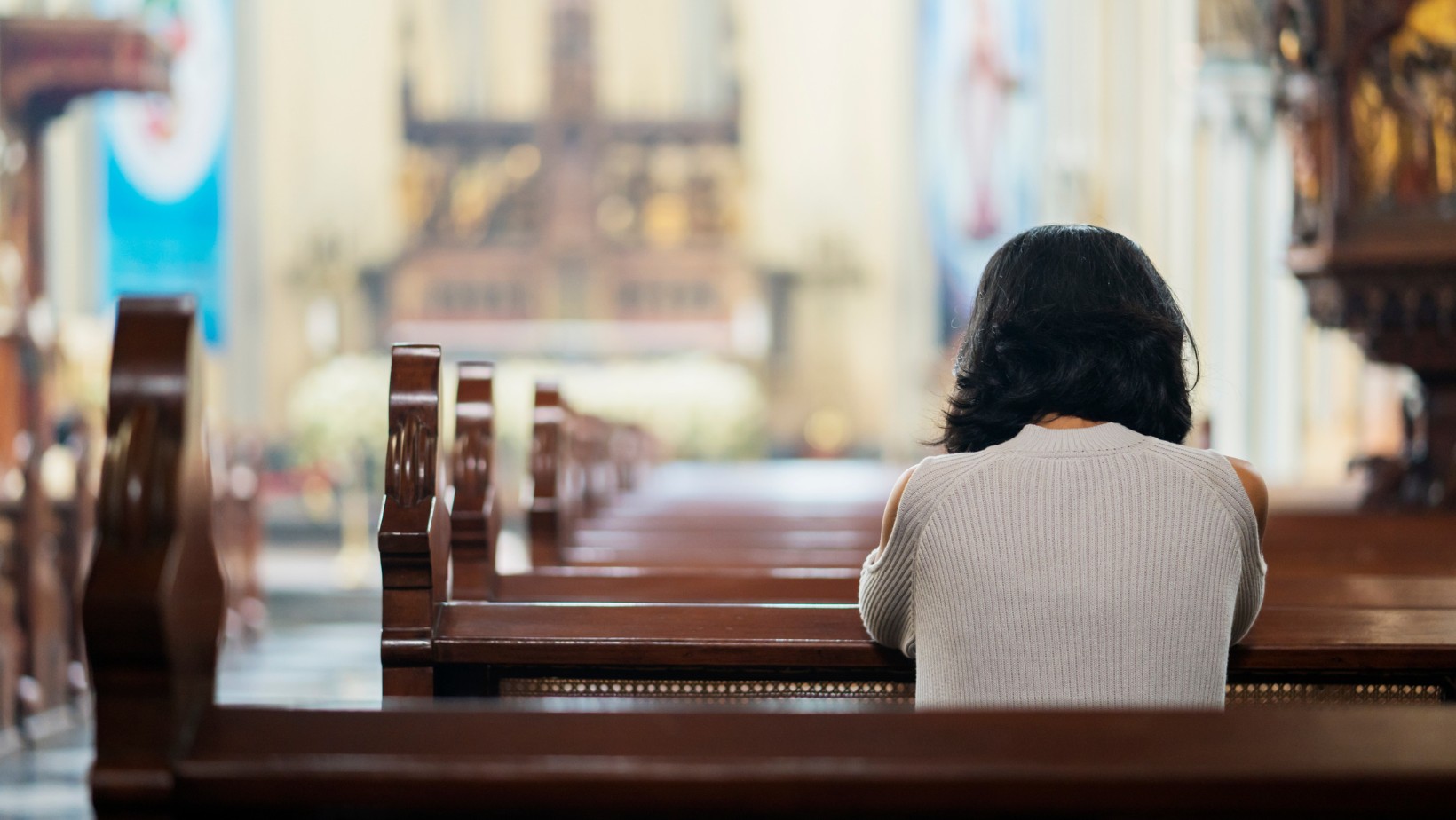 Czy Polacy zapłacą podatek od wiary? Kontrowersyjna petycja w Senacie