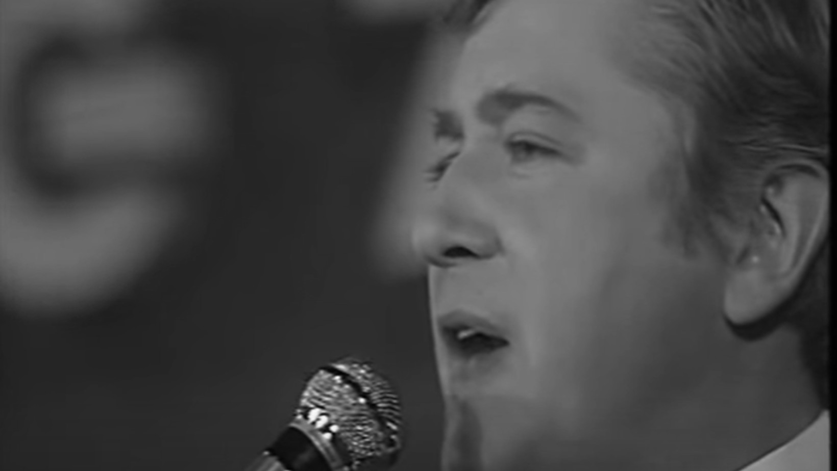 Nie żyje wybitny wokalista: „Tatusiu, tak bardzo chciałeś żyć”