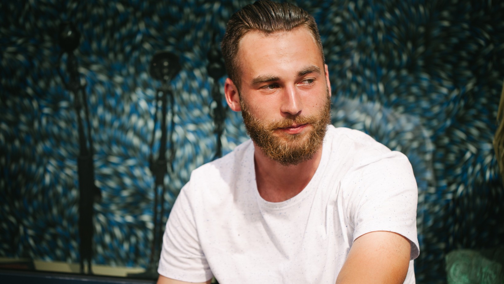 Zdjęcie Ten jeden detal w wyglądzie sprawia, że kobiety tracą głowę! Masz go? #1