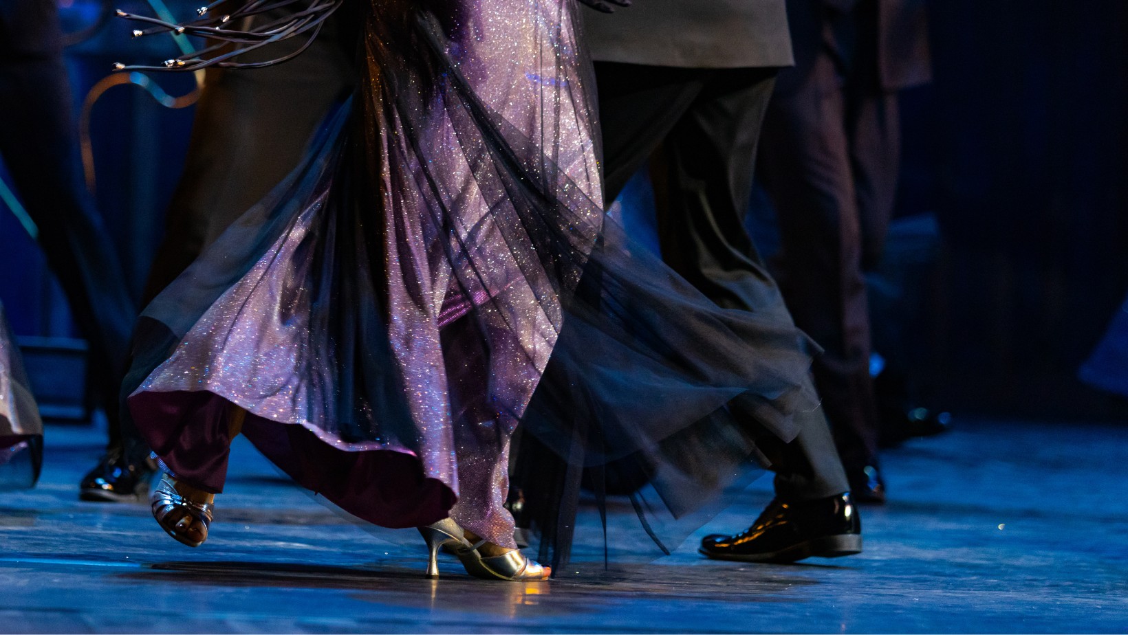 Ich występ stał się viralem! Nauczyciele dali popis na balu maturzystów