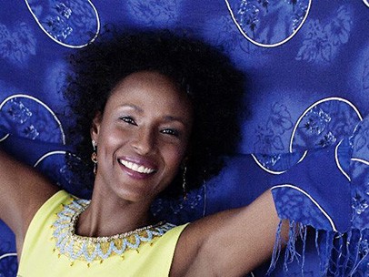 Zdjęcie 13 cytatów z poruszającej książki „Kwiat Pustyni” #2