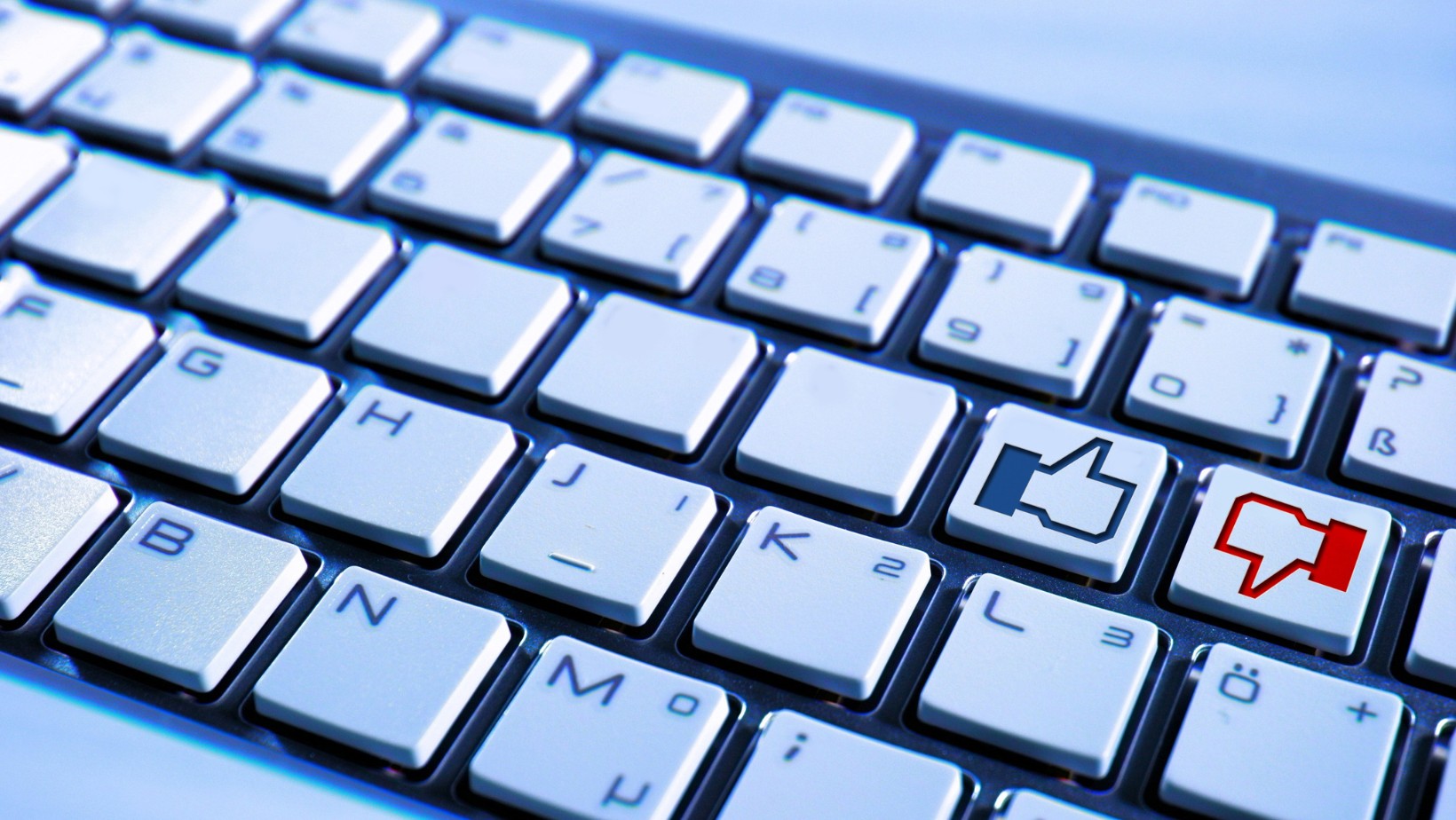 Płatny Facebook taniej?