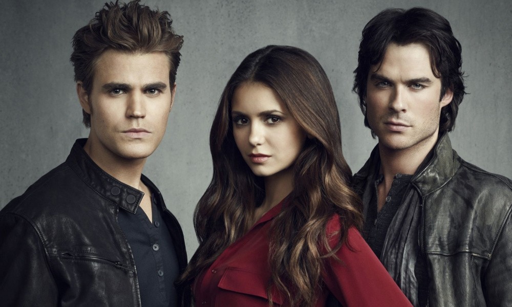 9 życiowych cytatów z serii powieści „Pamiętniki Wampirów”