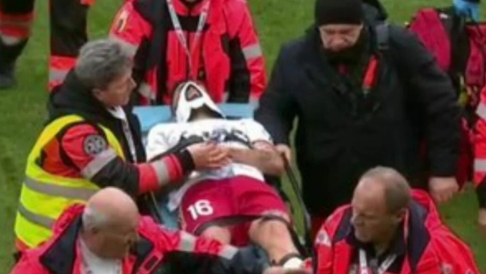 Z ostatniej chwili! Dramat na boisku w meczu Ekstraklasy!