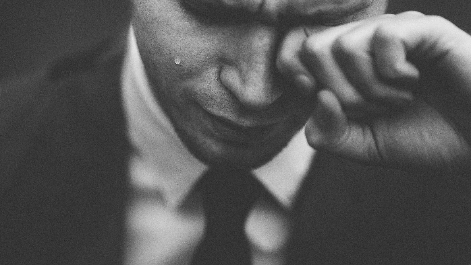 Nie miała skrupułów, żeby wydoić mnie co do grosza. Teraz razem z kochankiem żyją na mój koszt