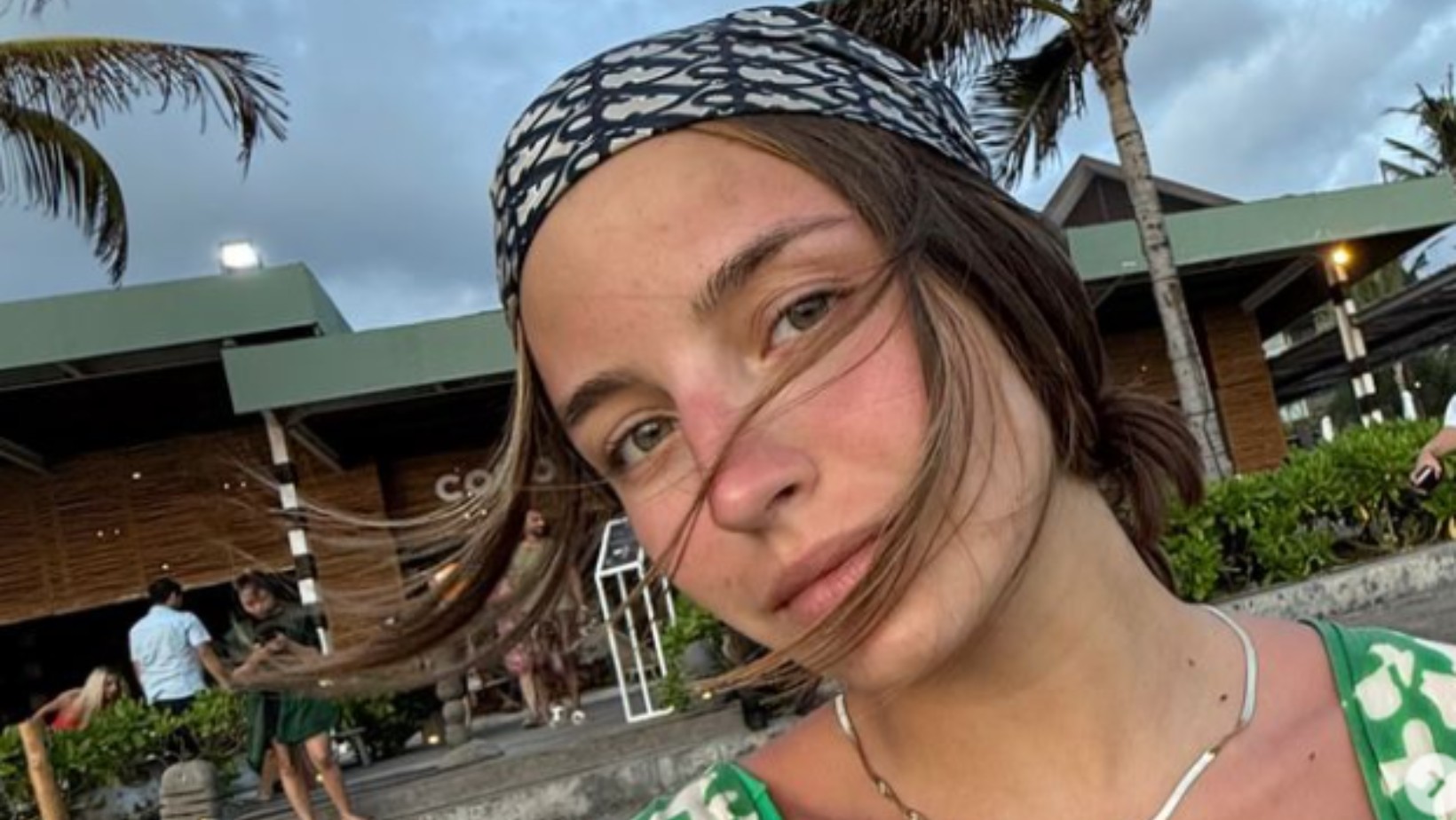 „Zginęła polska aktorka Julia Wieniawa” – fake news zalał sieć!