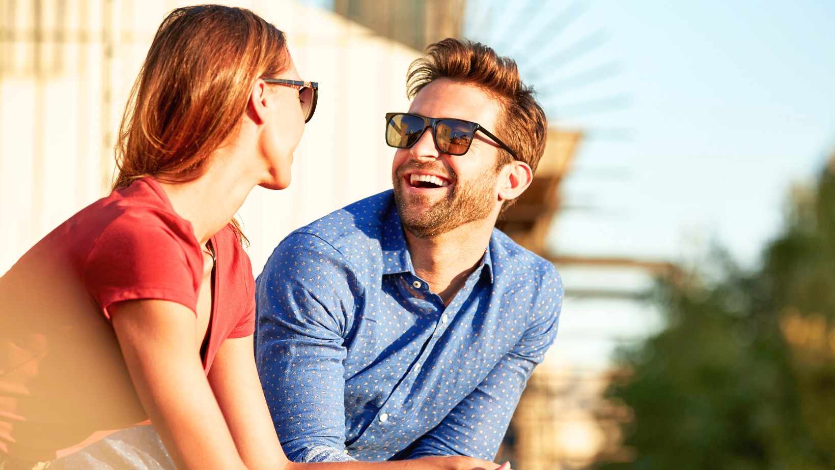 Nie do wiary! Tylko kobiety z TAKIM poczuciem humoru przyciągają najlepszych facetów