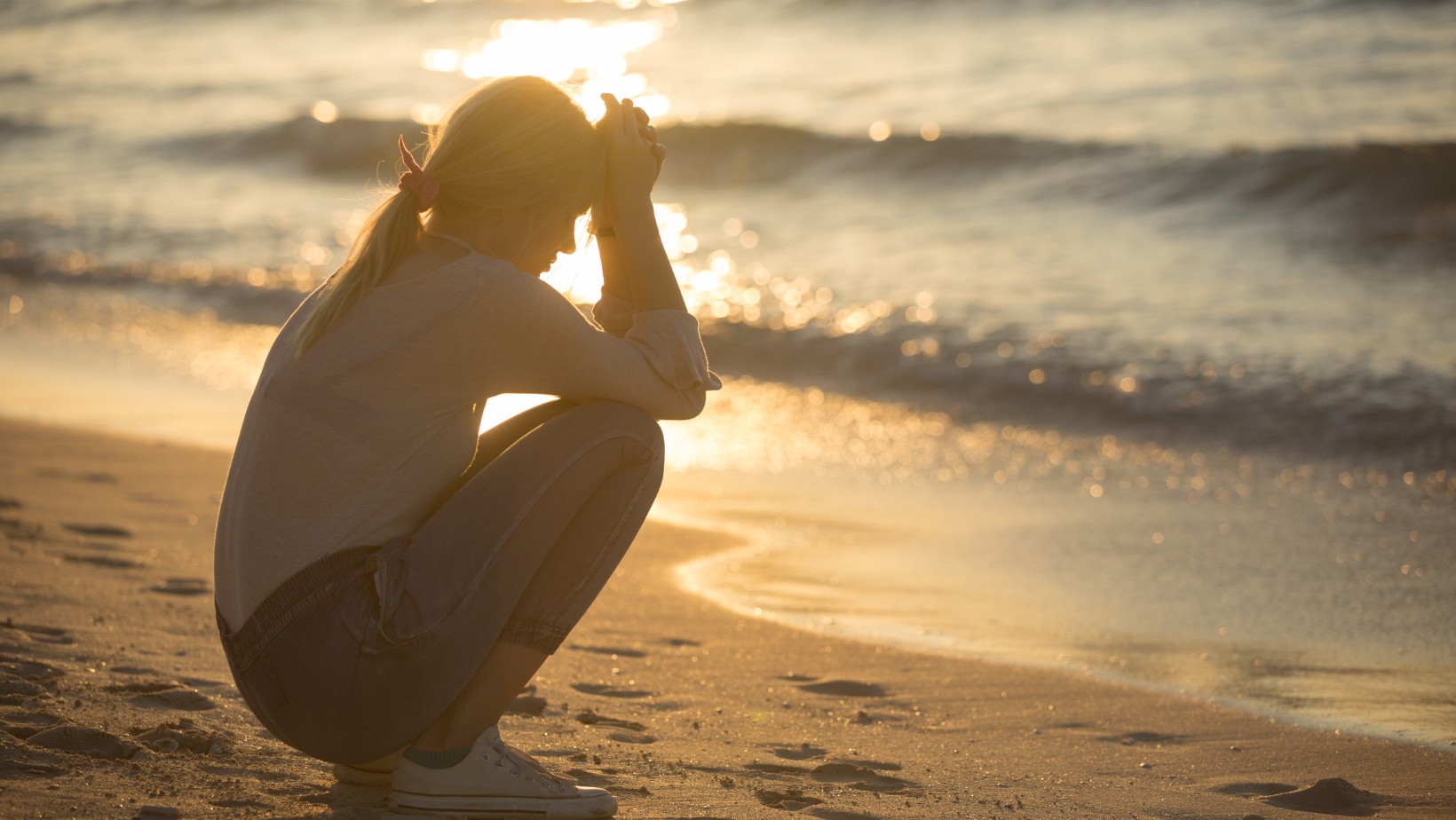 Te kobiety będą miały nieszczęście w miłości tego lata