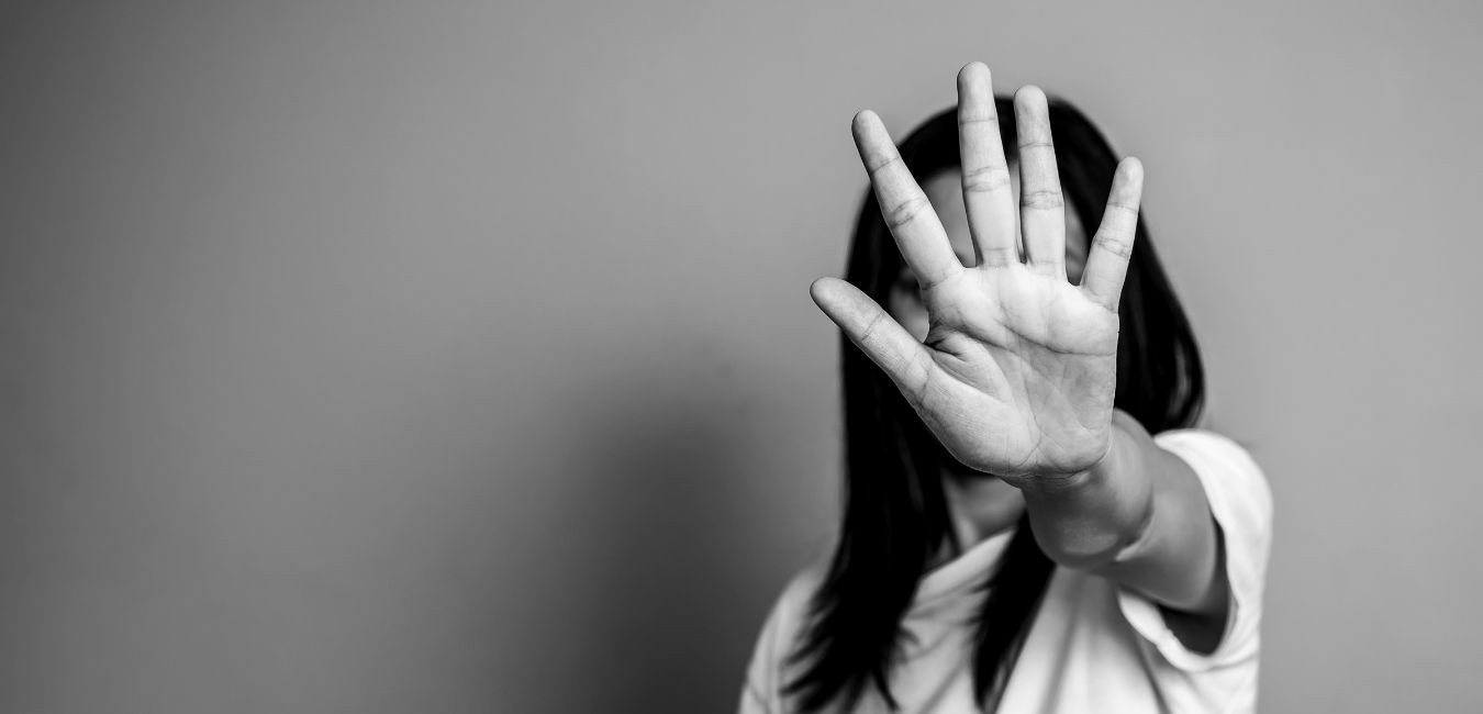 Rodzaje przemocy: formy i skutki różnych rodzajów przemocy.