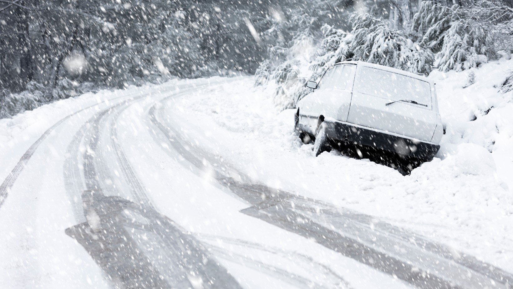 ALERT IMGW niemal w całym kraju! Jest bardzo ślisko!