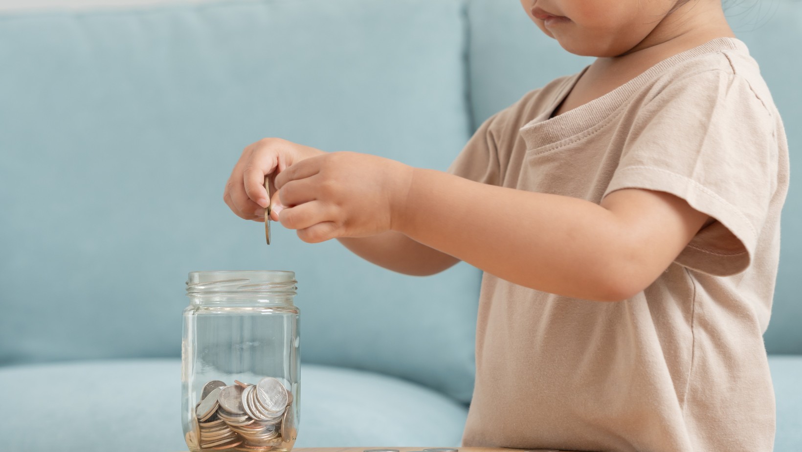 Zdjęcie Podwójne 800 plus w sierpniu! Kto może liczyć na 1600 zł od ZUS? #1