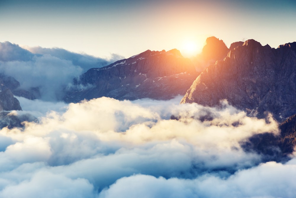 Czasami słońce zachodzi wcześniej. Nie ma dnia, który trwałby wiecznie.