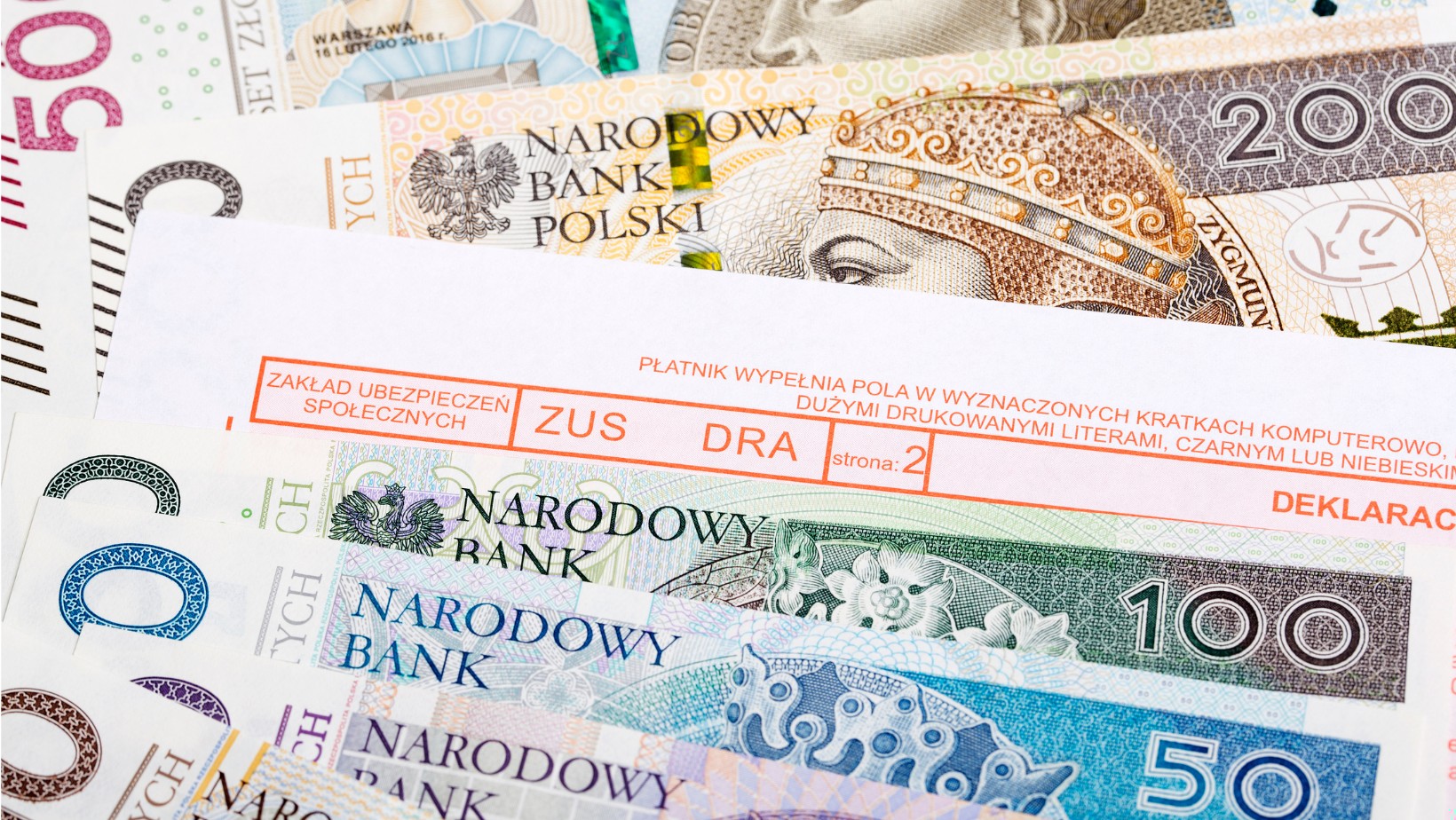 Zdjęcie ZUS domaga się zwrotu 51 milionów złotych od Polaków! Ruszyła fala decyzji #1