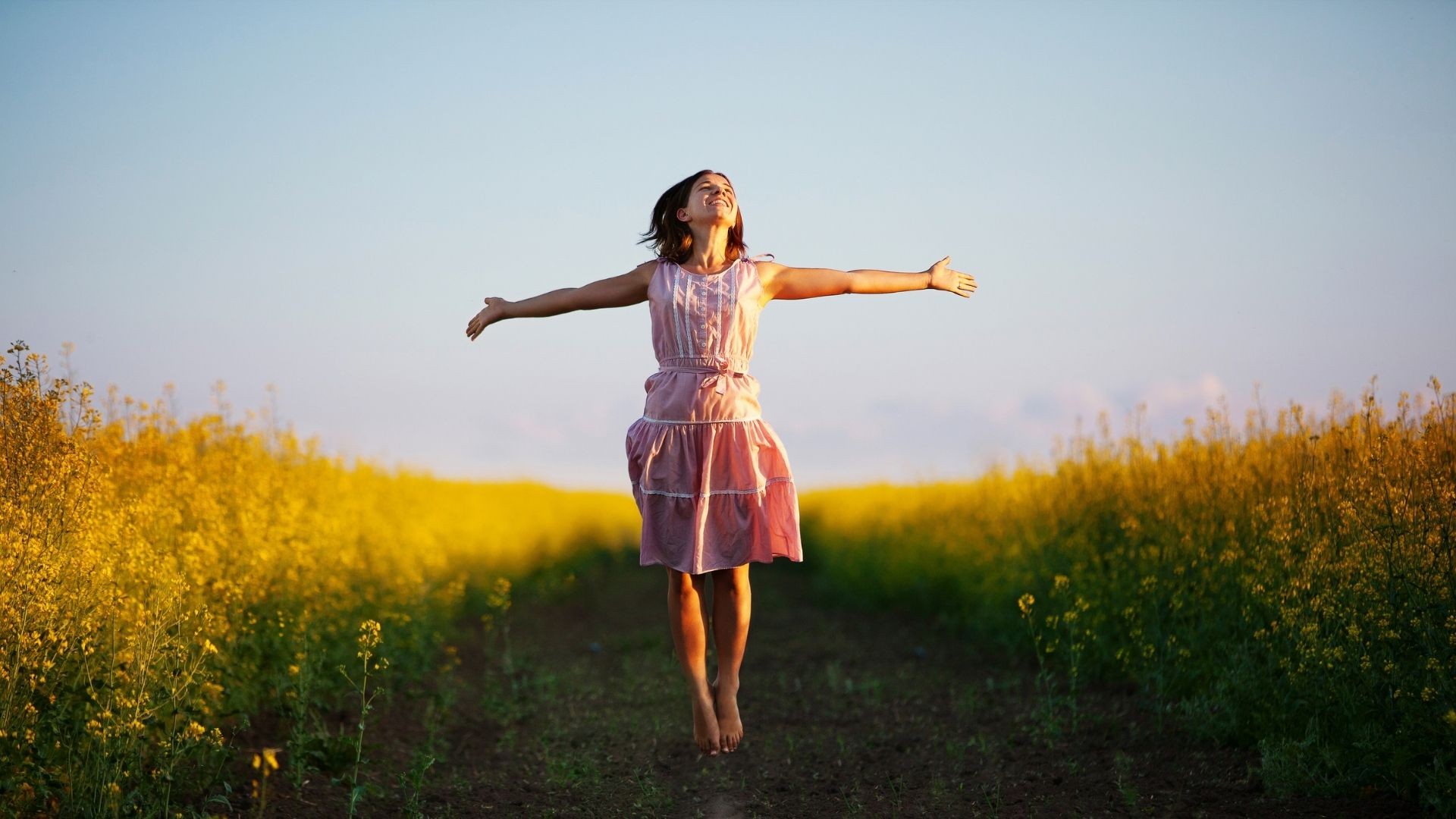 Jakie czynniki wpływają na satysfakcję i zadowolenie z życia? Niektóre mogą Cię zaskoczyć!