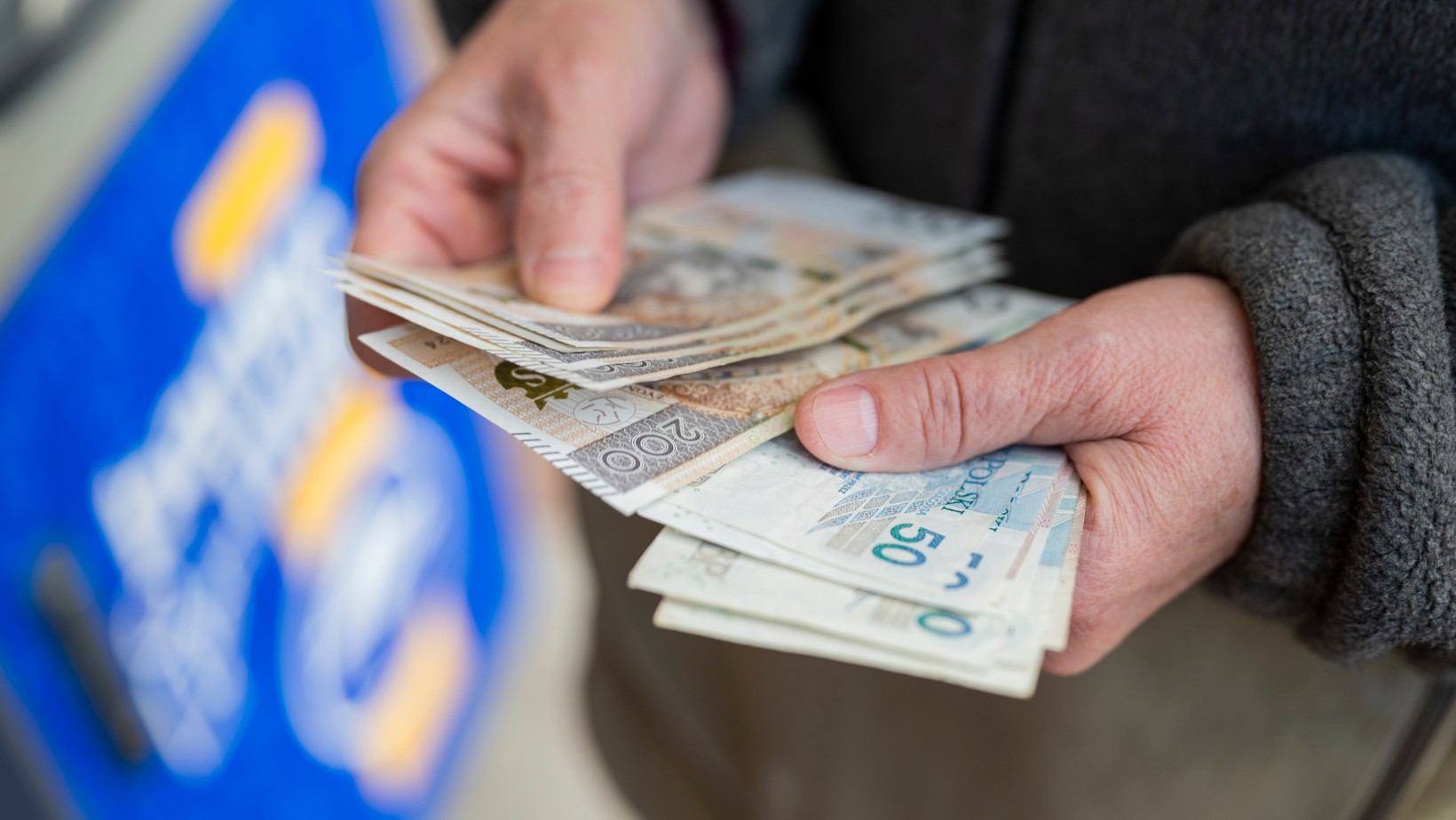 Zmiany w wypłatach emerytur z ZUS! Podano nowe terminy!