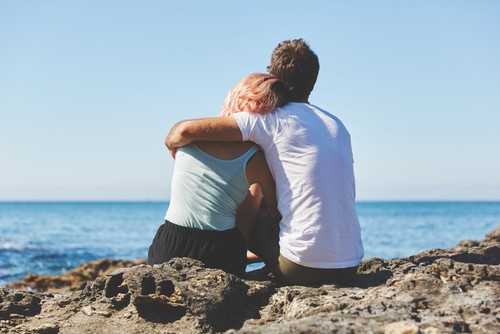 A przecież oboje wyobrażali to sobie inaczej, wyobrażali sobie, że …