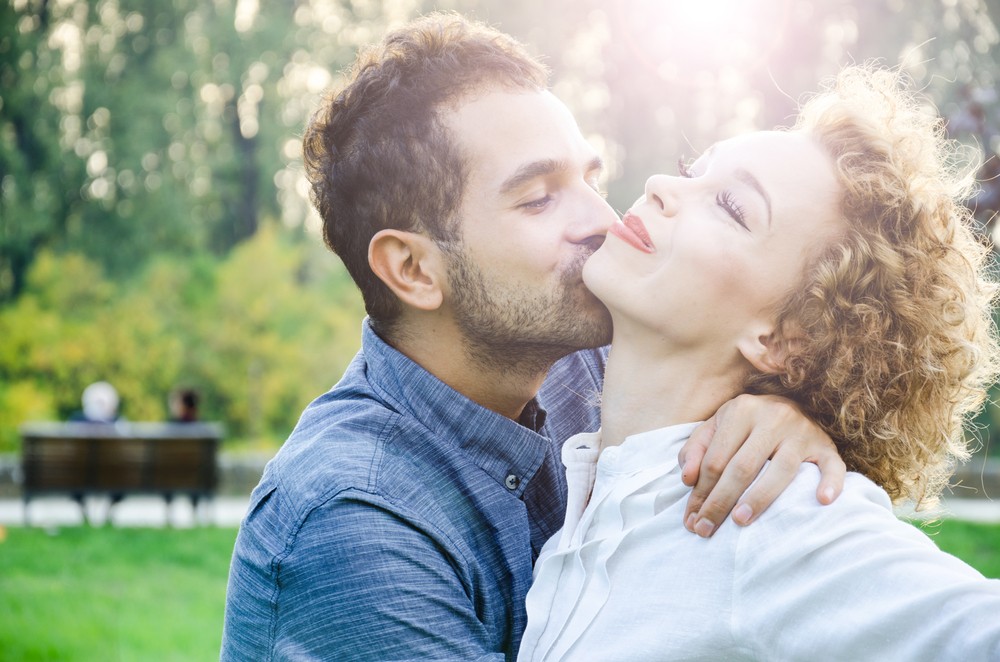 Kobieta jest najsłabsza, gdy kocha, a najsilniejsza, gdy jest kochana.