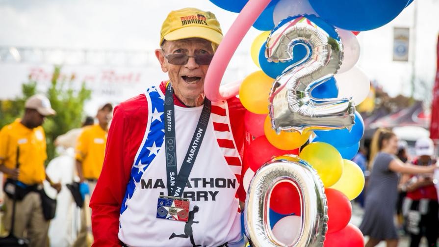 Błahy powód sprawił, że dla tego 72-latka bieganie stało się całym jego życiem