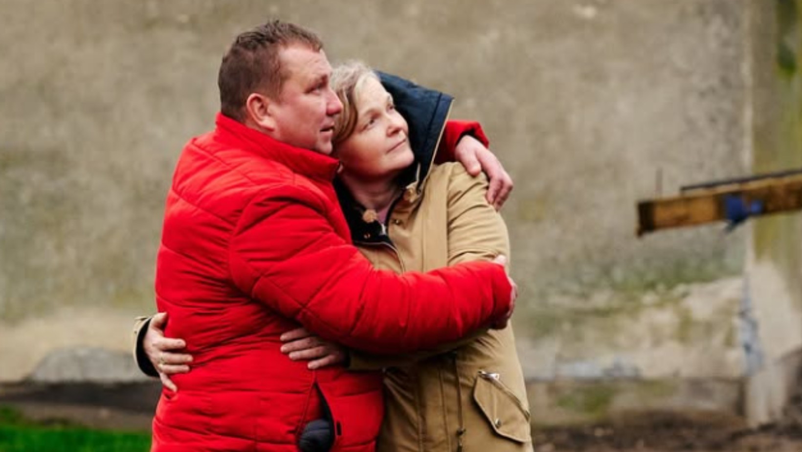 “Nasz nowy dom”: Dom bohaterów stanął w płomieniach zaraz po remoncie!