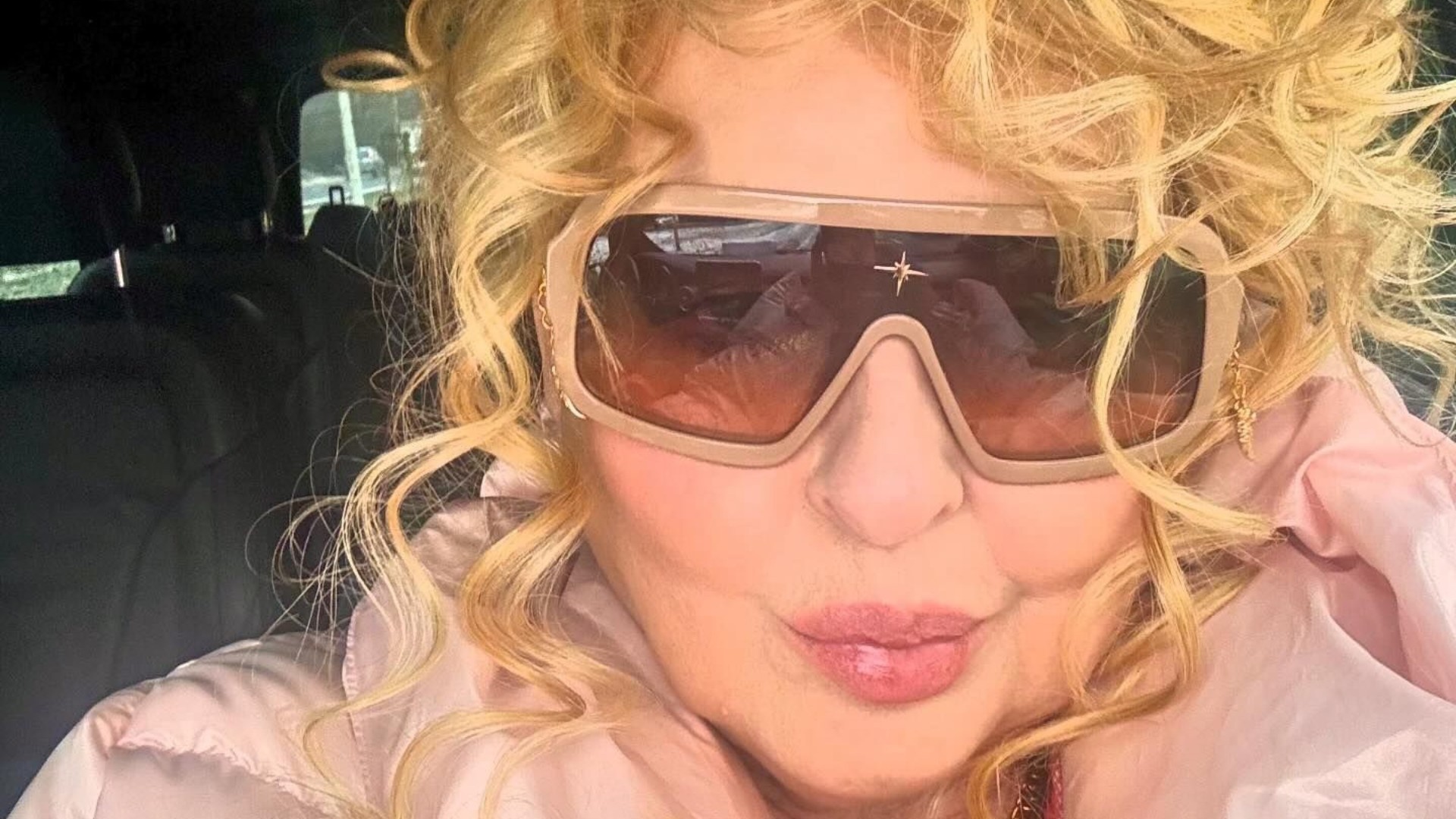 Palikot obnażył Gessler w swojej książce. Restauratorka wydała oświadczenie!