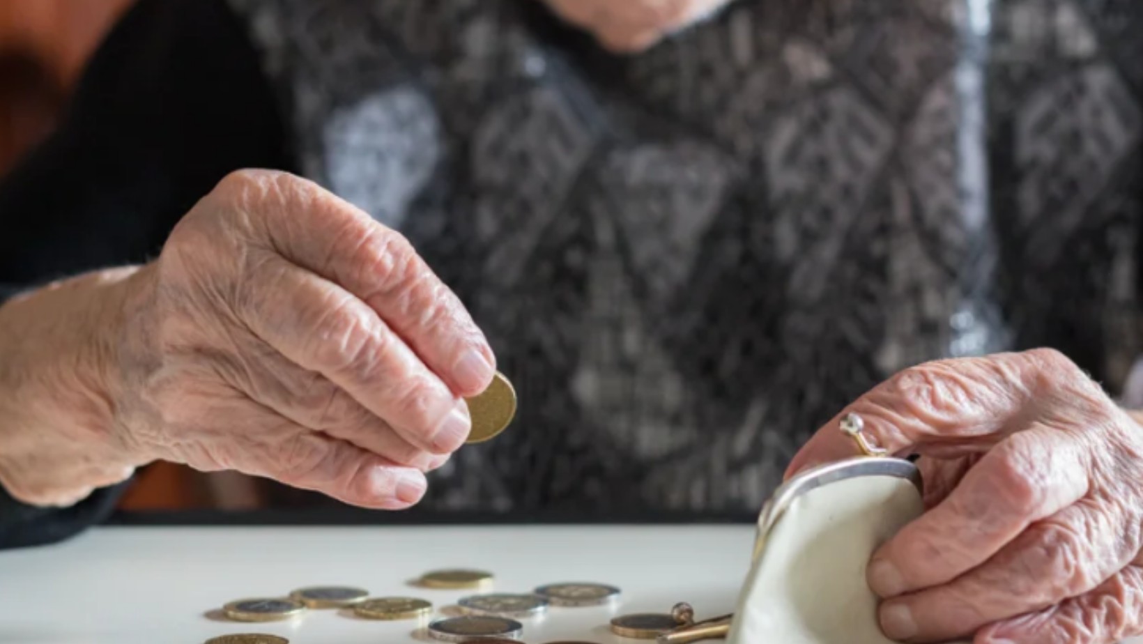 Zdjęcie Milionom Polaków grozi ubóstwo na starość! Opublikowano tajny raport ZUS #1