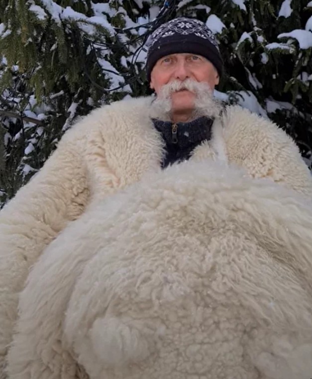 Zdjęcie Prawdziwy Biały miś komentuje aferę na Krupówkach. "Wstyd dla Zakopanego." #1